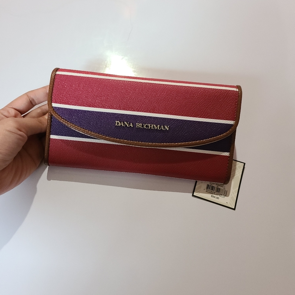Dana Buchman wallet